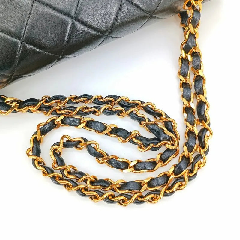 jt150-chanel-vintage-black-lambskin-25cm-classic-flap-bag