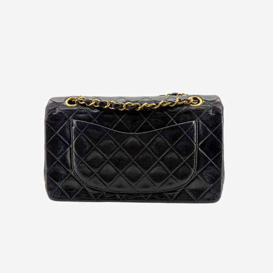 CS095 - CHANEL Vintage Black Lambskin 23cm Classic Flap Bag