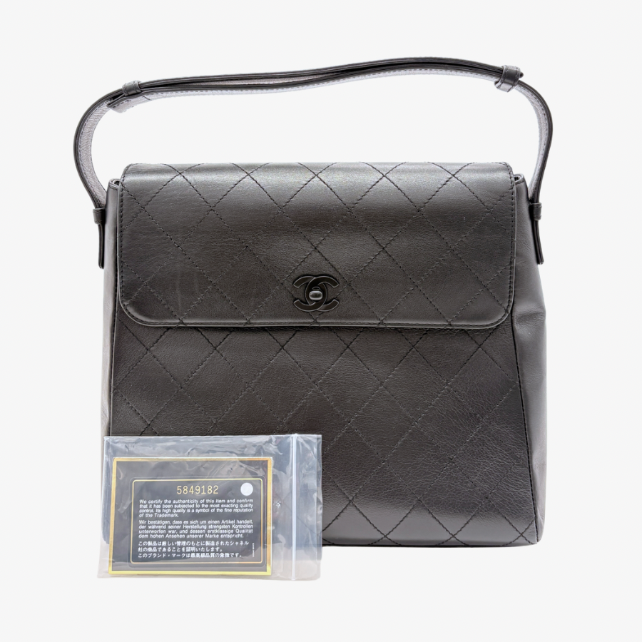 RG708 - CHANEL Vintage Black Calfskin So Black Kelly Shoulder Bag - Lovintage