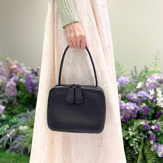 RG385 - CHANEL Vintage Black Caviar Leather Vanity Box Hand Bag